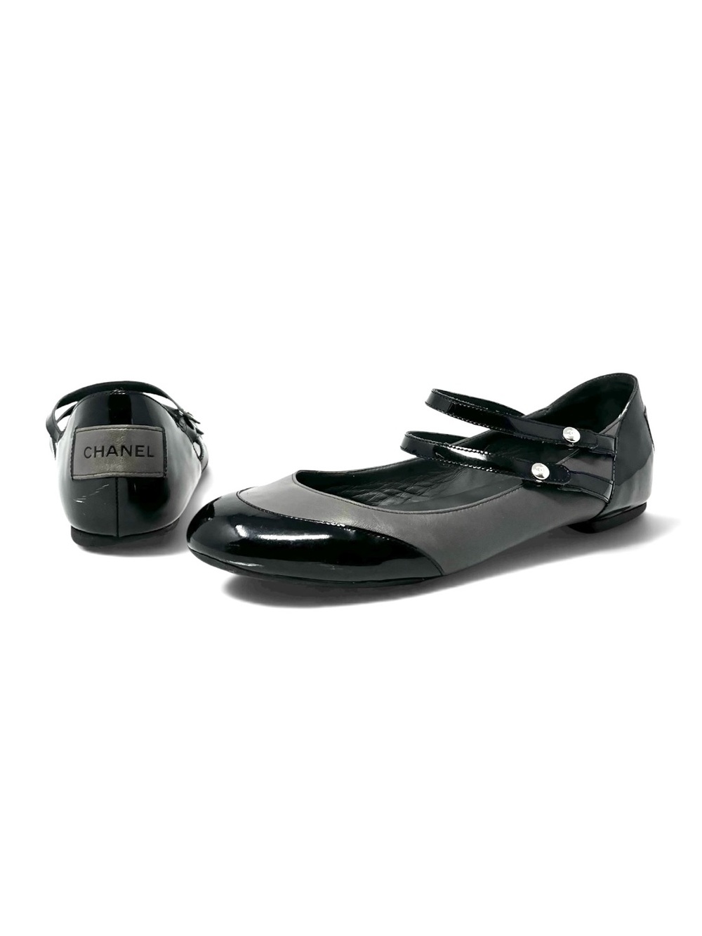 Chanel Mary Jane Janes Ballet Flats Black Gray Cap Toe Two Tone CC Logo 39.5 9.5